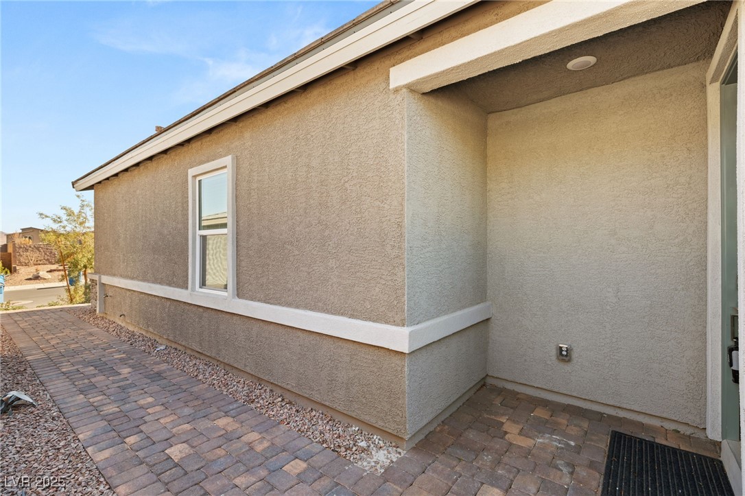 283 Fossil Falls Street, Henderson, Nevada image 3