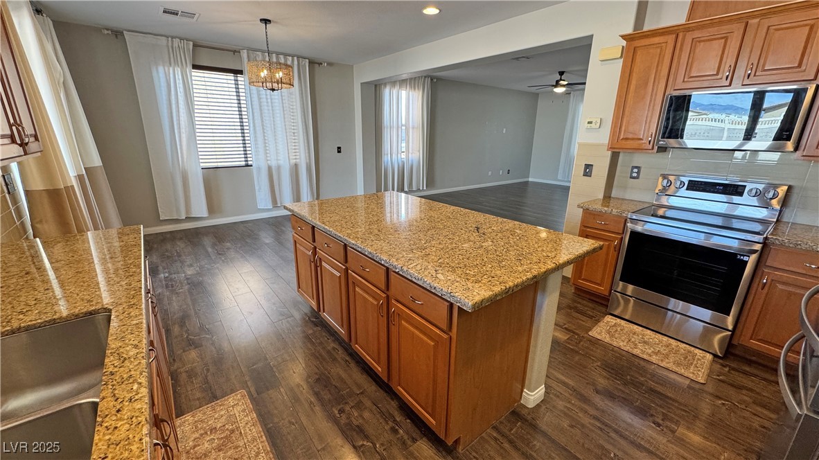 3938 E Chaffe Avenue, Pahrump, Nevada image 4