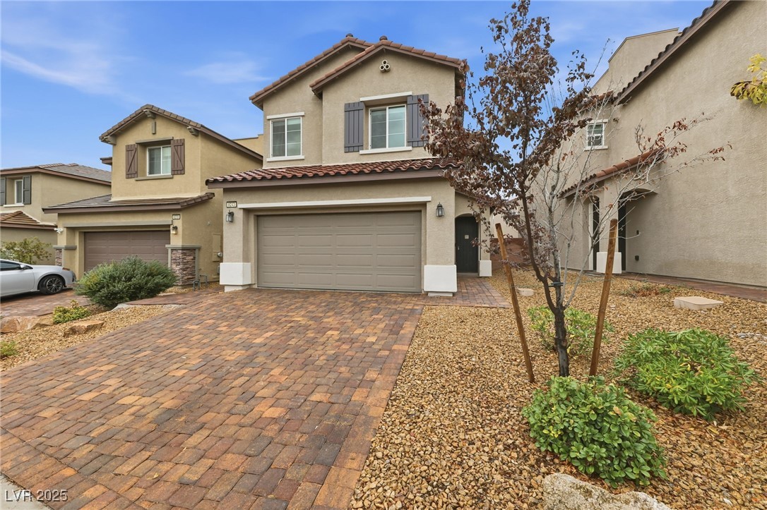 8243 Nebula Cloud Avenue