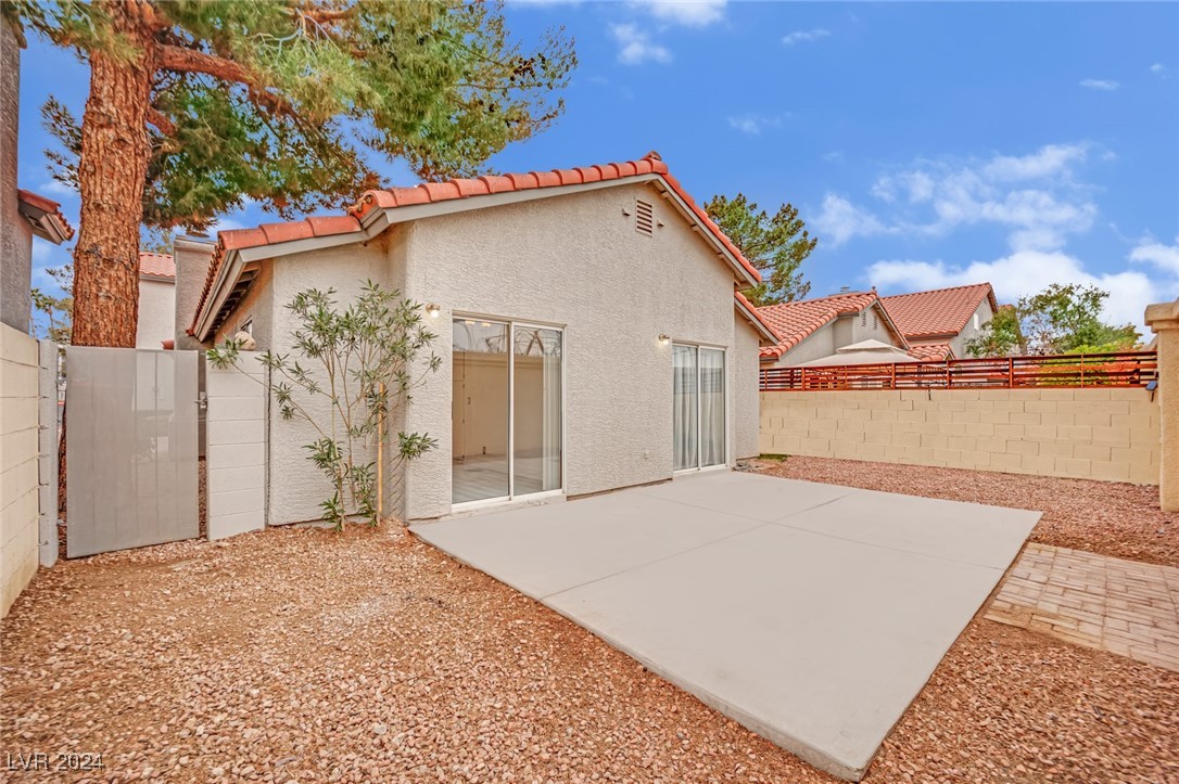 2218 Ramsgate Drive, Henderson, Nevada image 13