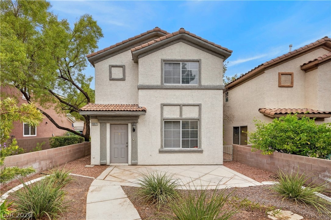 9917 Via Toro Avenue
