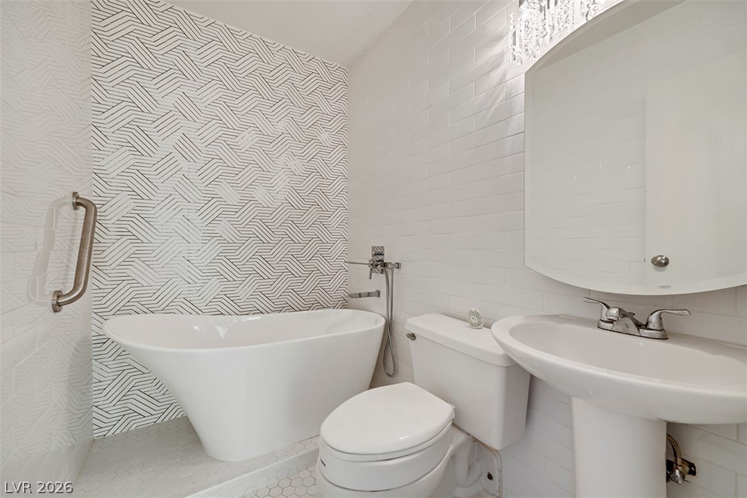 730 S Royal Crest Circle 442