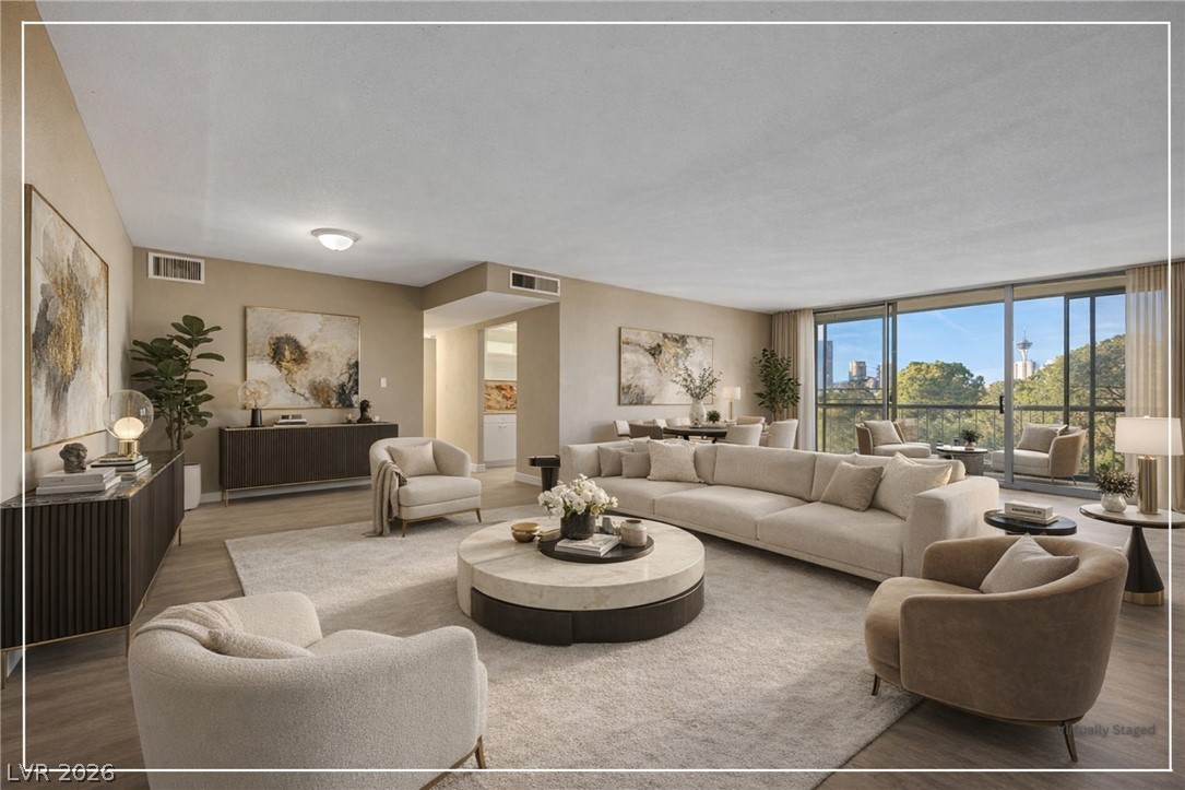 730 S Royal Crest Circle 442