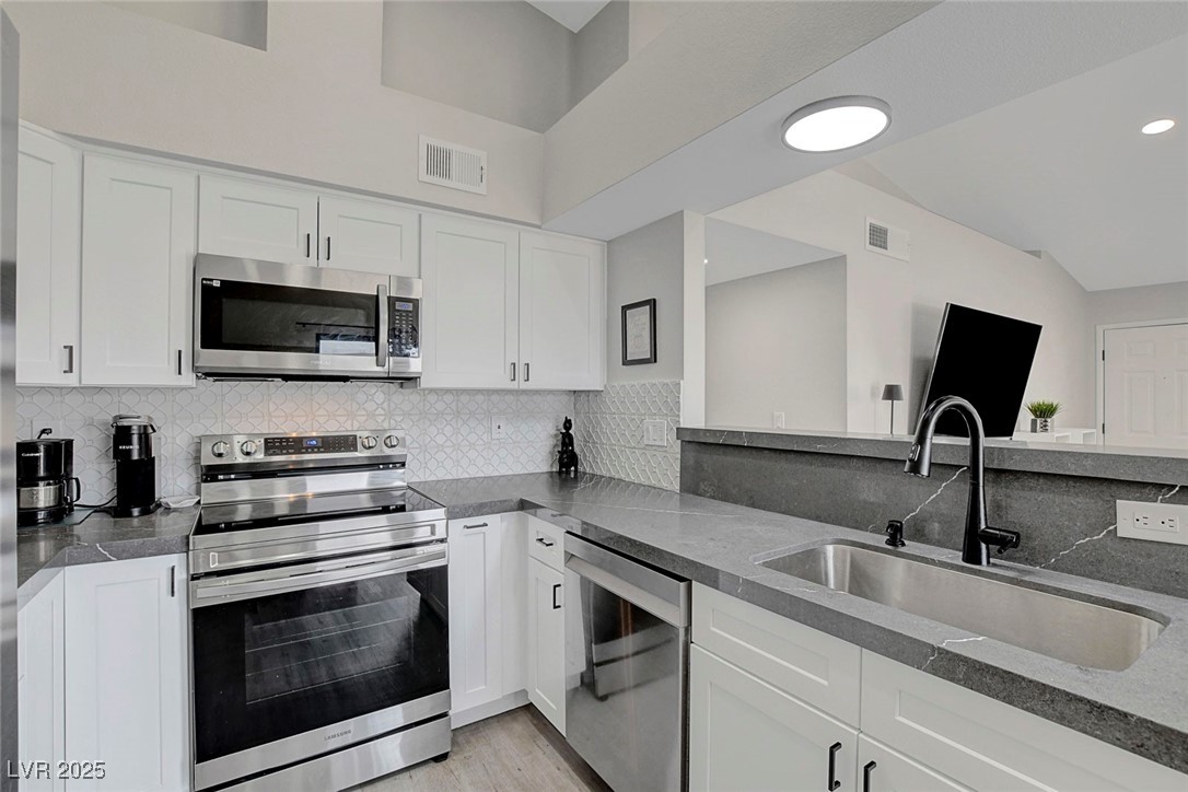 1575 W Warm Springs Road #1124, Henderson, Nevada image 1