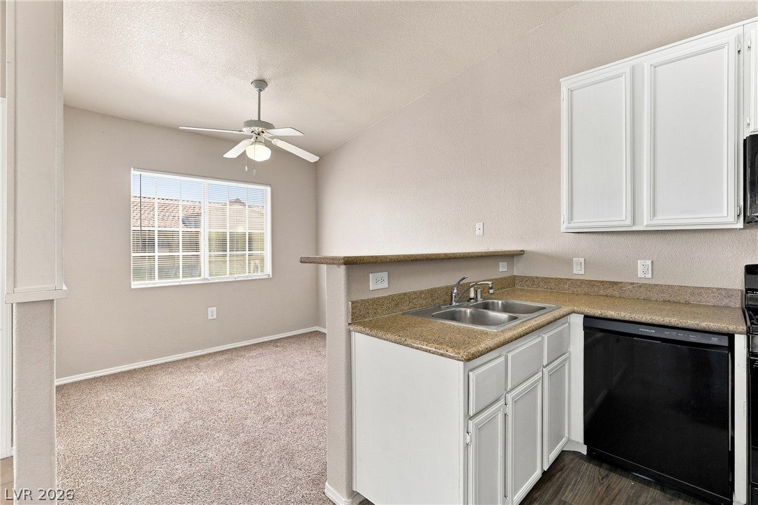 3318 N Decatur Boulevard 2096