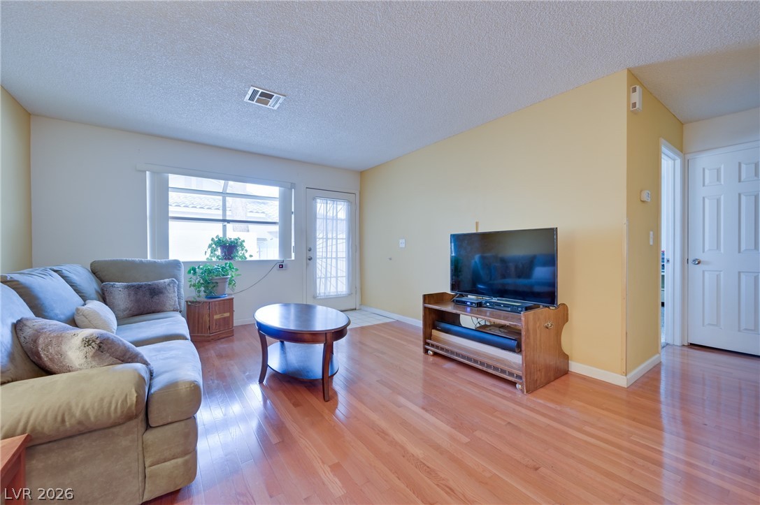 2032 Bavington Drive B