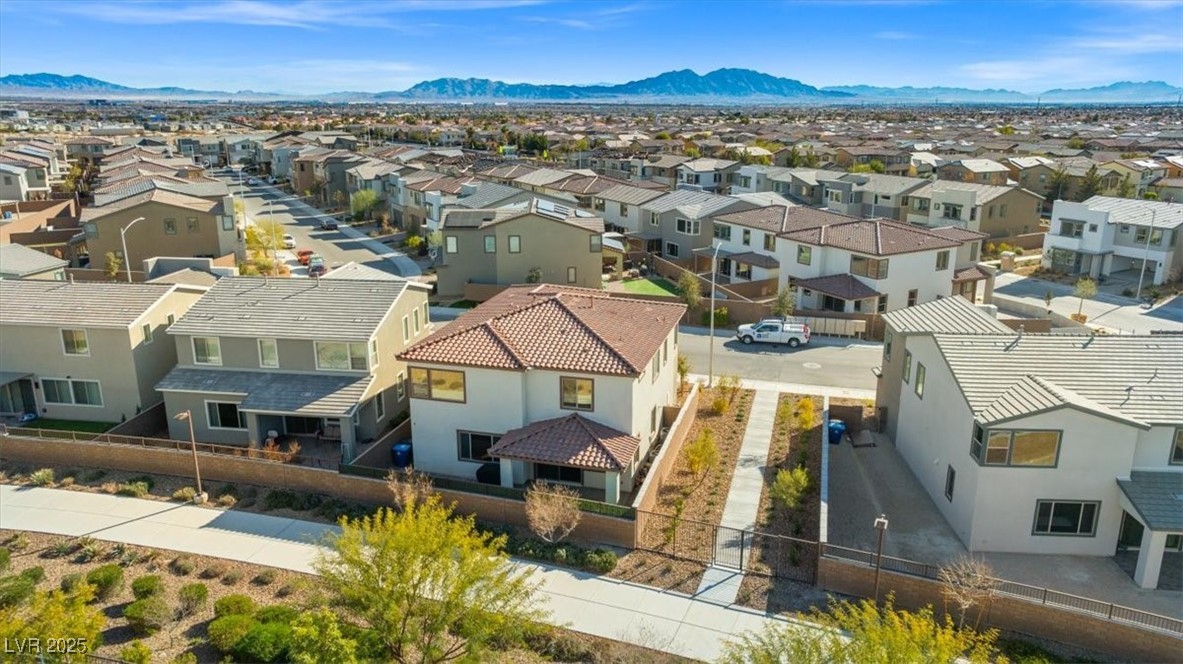 6833 Desert Finch Street, North Las Vegas, Nevada image 46