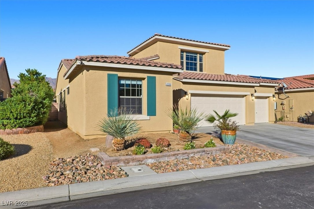 4330 Oasis Hill Avenue