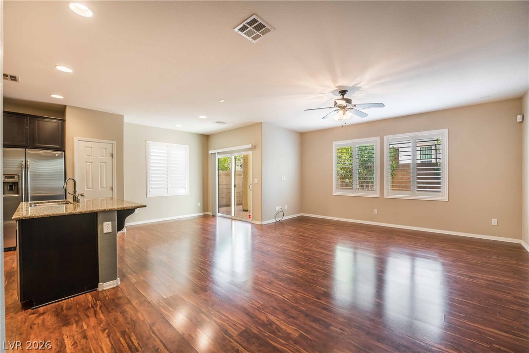 1553 RAZELLA Court