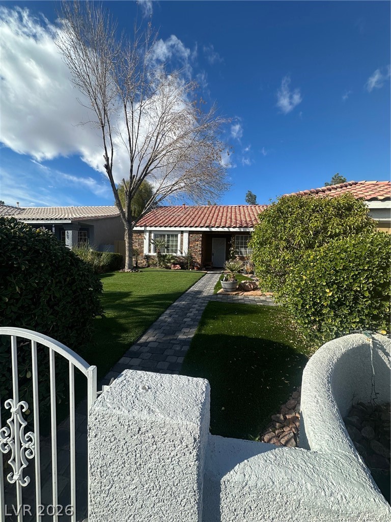 208 Breezy Shore Avenue