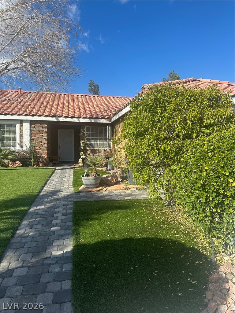 208 Breezy Shore Avenue