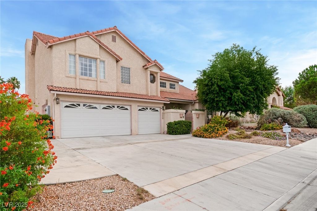 Photo of 3065 E Twain Avenue, Las Vegas, NV 89121 (MLS # 2742957)