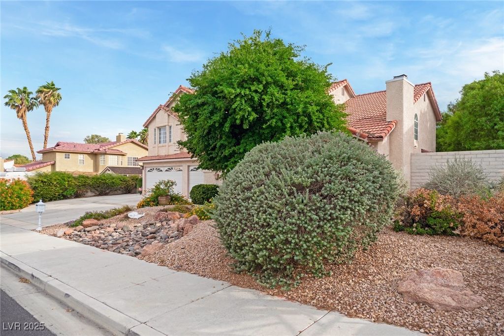 Photo of 3065 E Twain Avenue, Las Vegas, NV 89121 (MLS # 2742957)