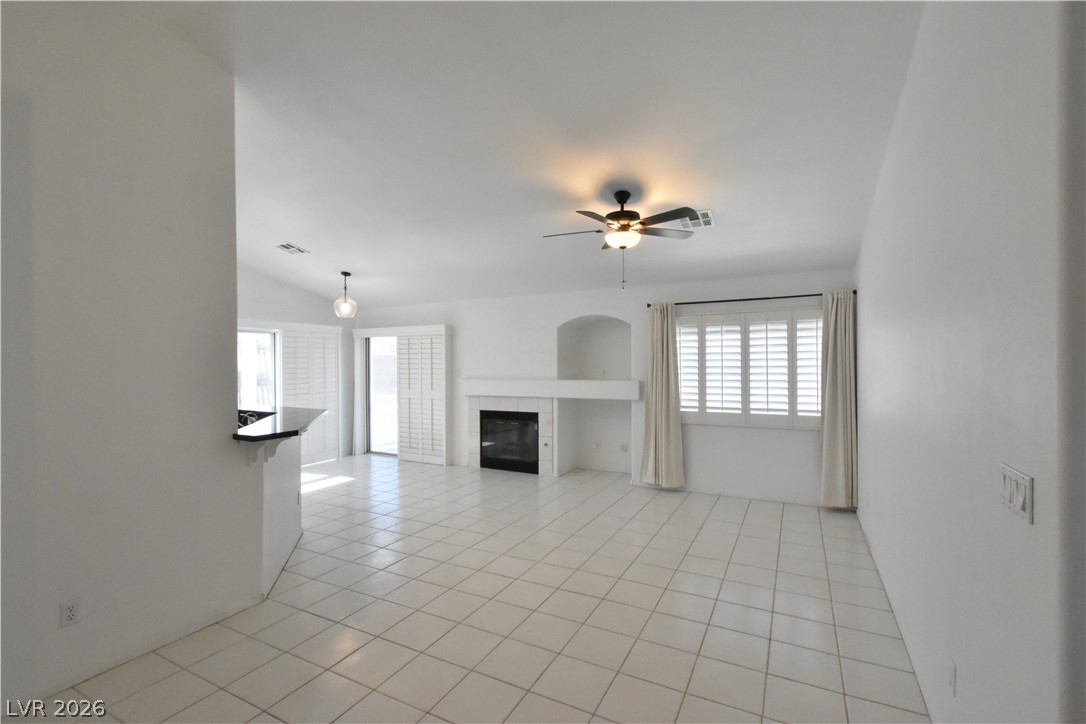 4207 Famoso Drive