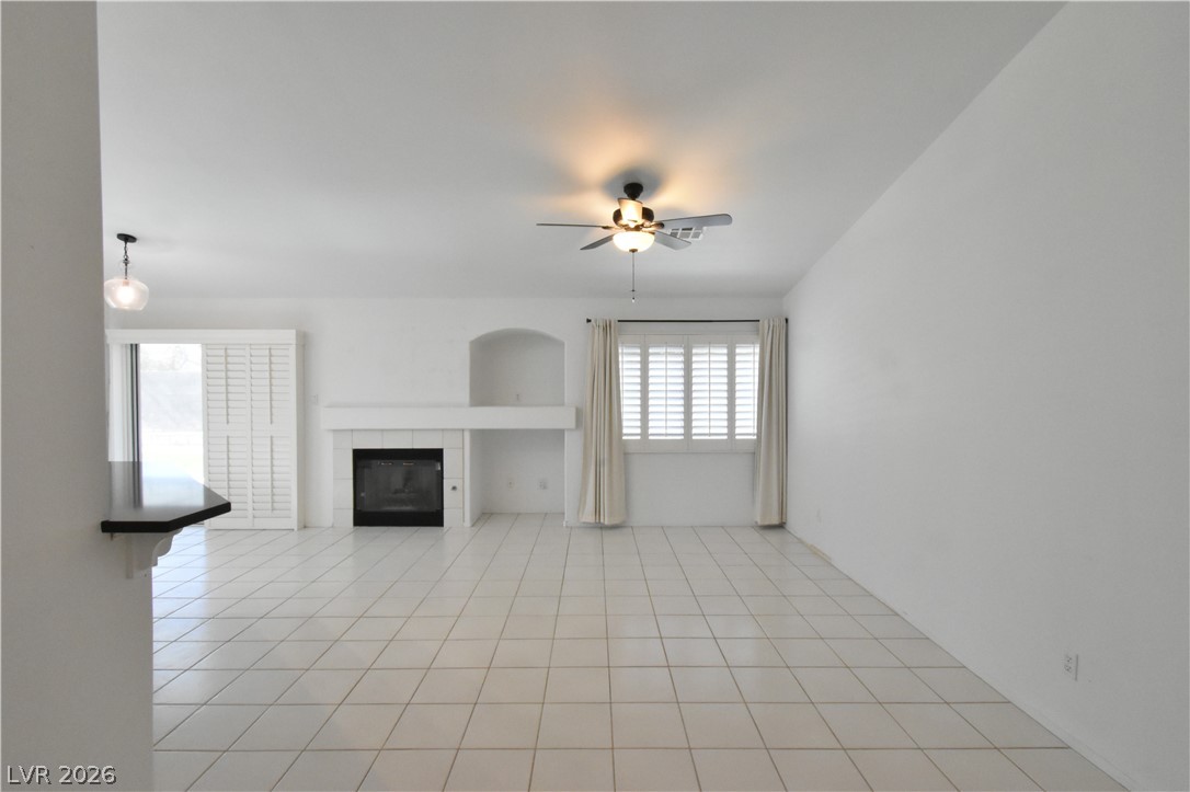 4207 Famoso Drive