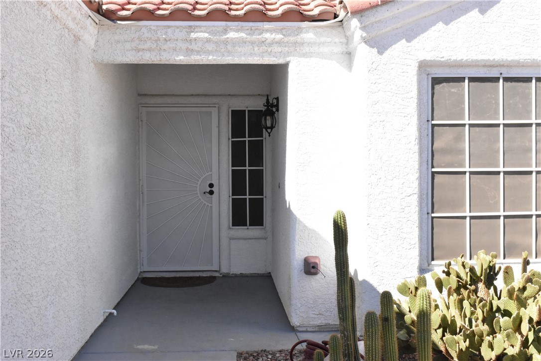 4207 Famoso Drive