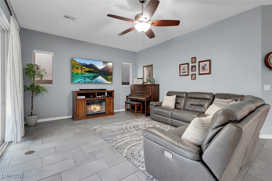 9654 Starfish Reef Way, Las Vegas, Nevada image 17
