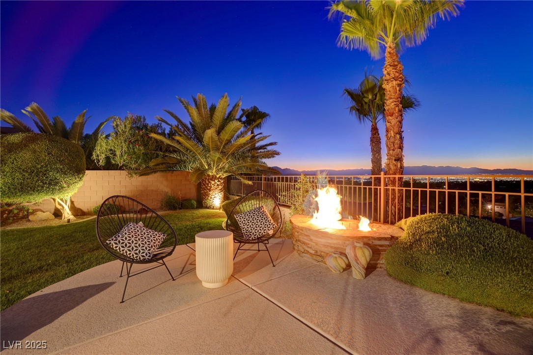 Properties 1 2172 De Rouge Avenue