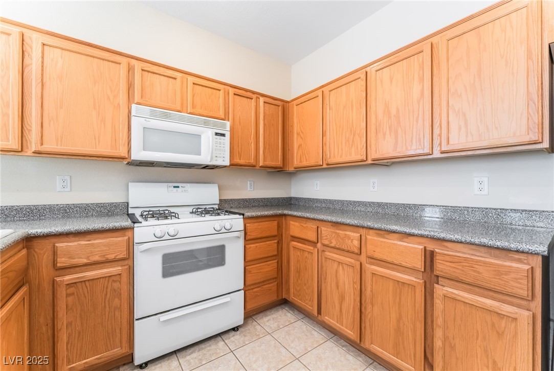 5322 Kadena Garden Court, North Las Vegas, Nevada image 6