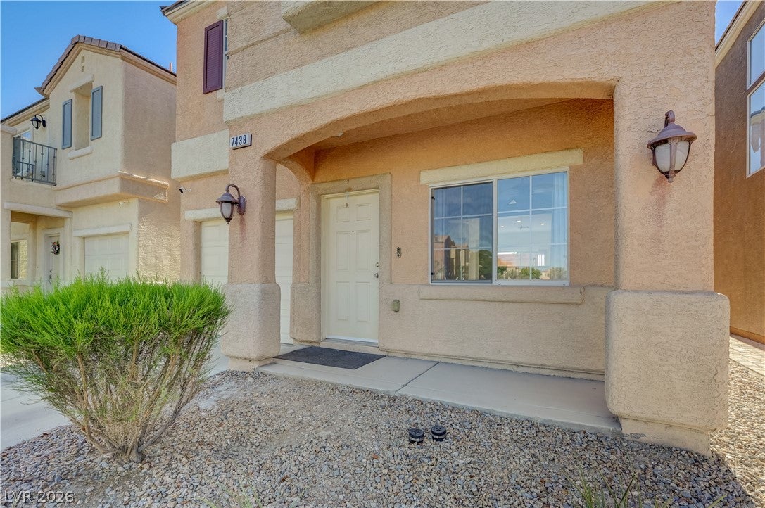 7439 Mariposa Grove Street