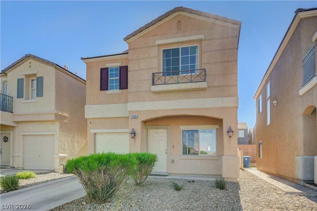 7439 Mariposa Grove Street
