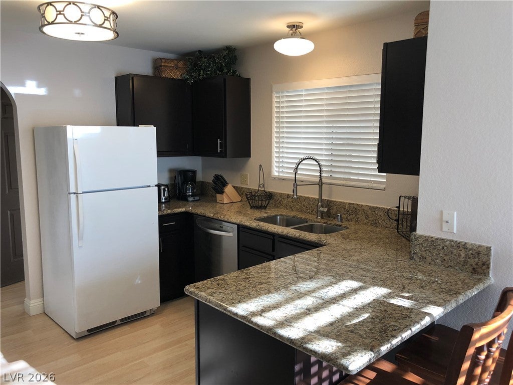 2200 S FORT APACHE Road 2199