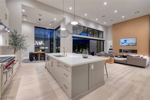 10781 Agate Cliffs Avenue Las Vegas NV 89135