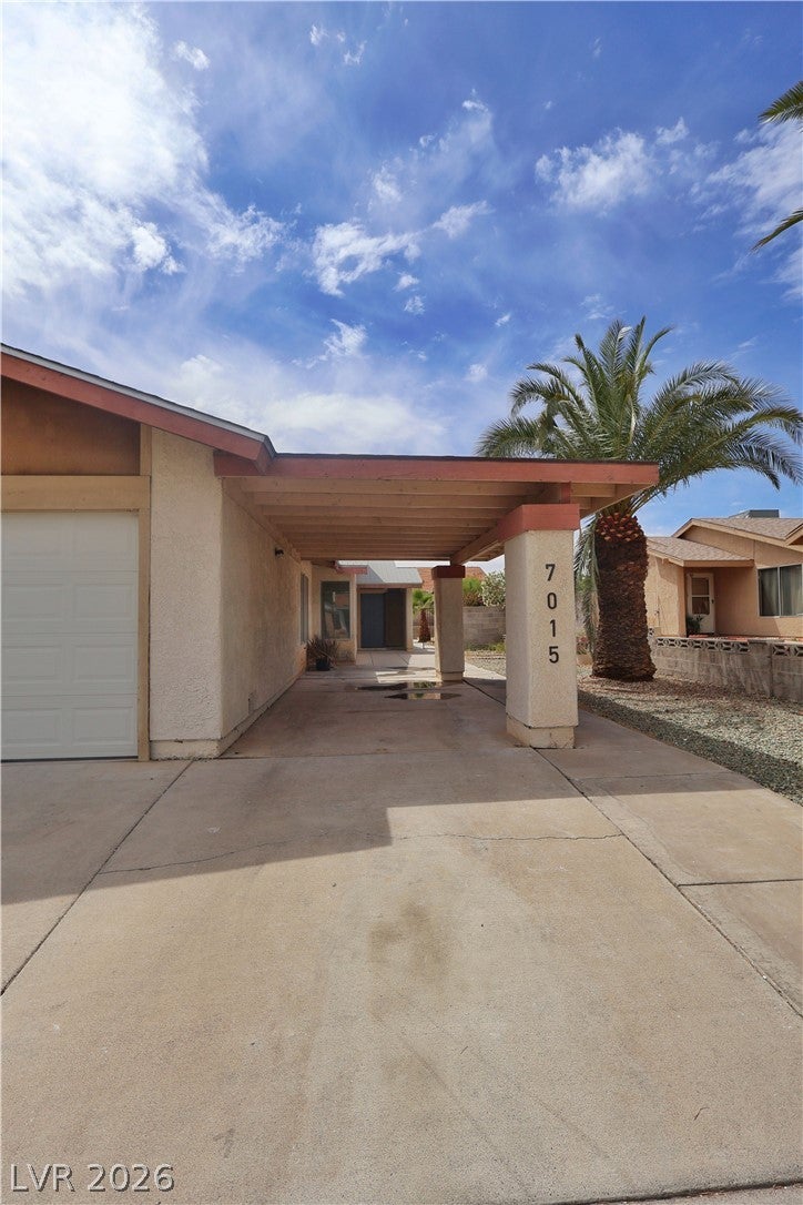 7015 Quarry Drive