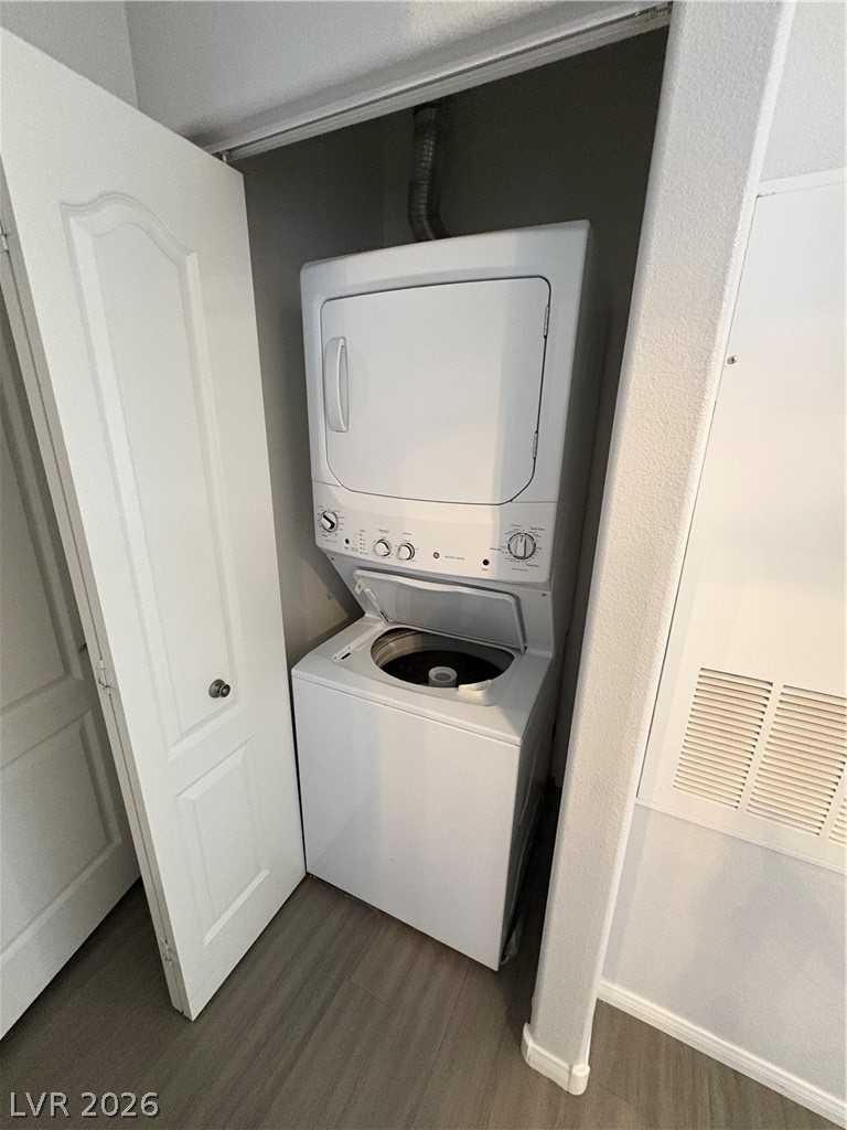 2305 W Horizon Ridge Parkway 1324