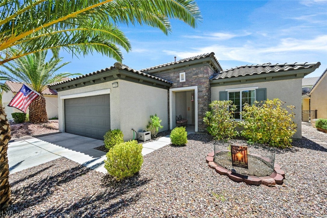 2200 Sawtooth Mountain Drive