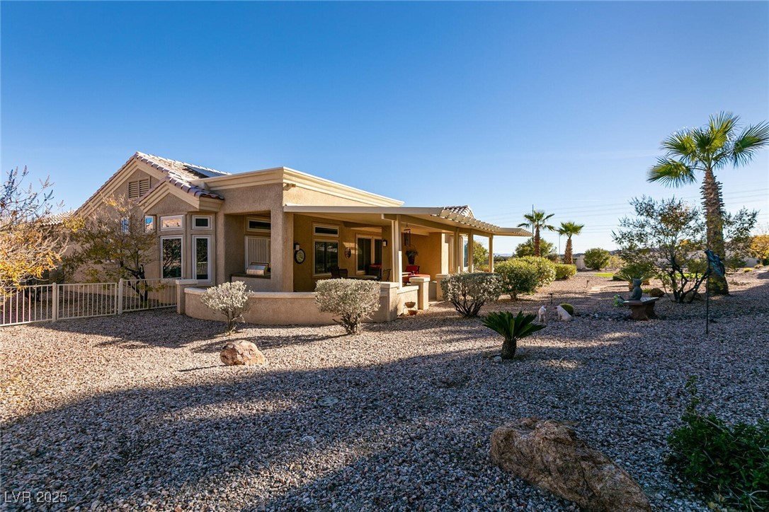 Las Vegas, Nevada 89134, United States, 2 Bedrooms Bedrooms, ,2 BathroomsBathrooms,Residential,Active,250171