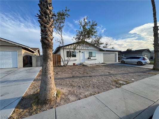 2301 E BROOKS AVE, NORTH LAS VEGAS, NV 89030 - Image 8a28fed3d2bfd8e85bf54a6015f4b48d/678757051