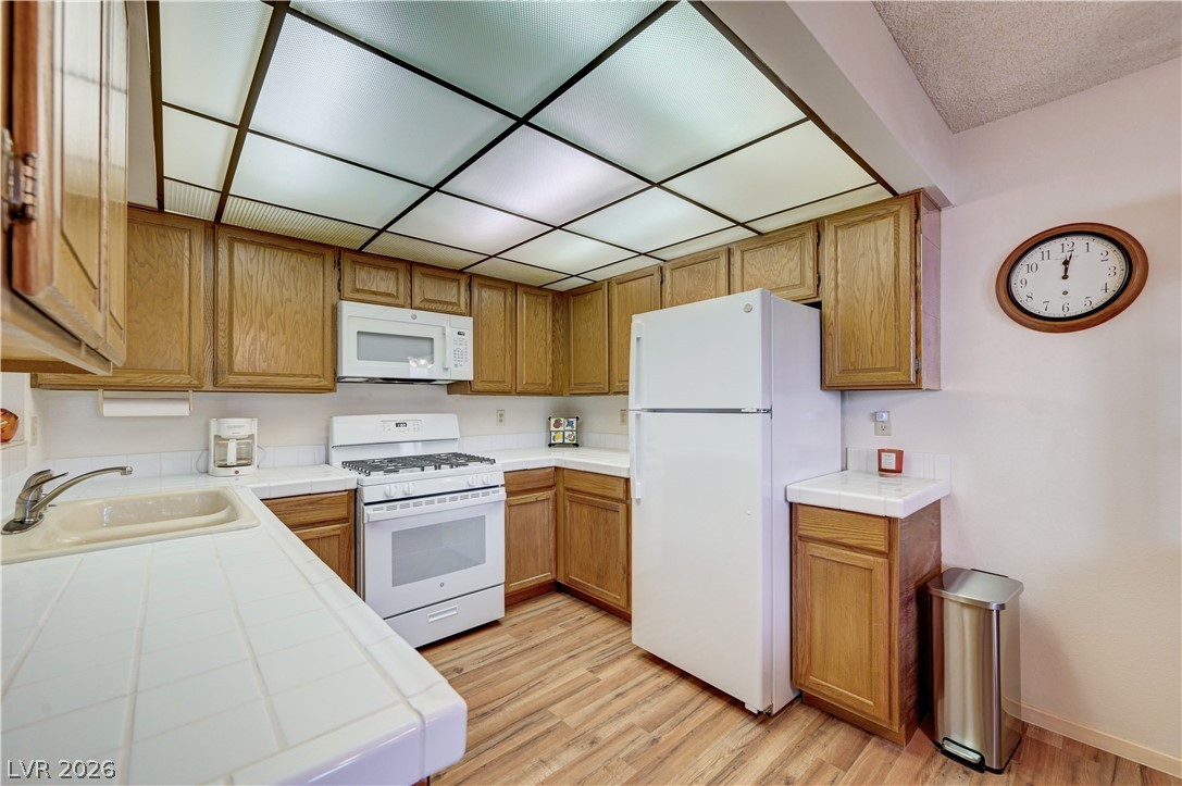 1751 E Reno Avenue 105