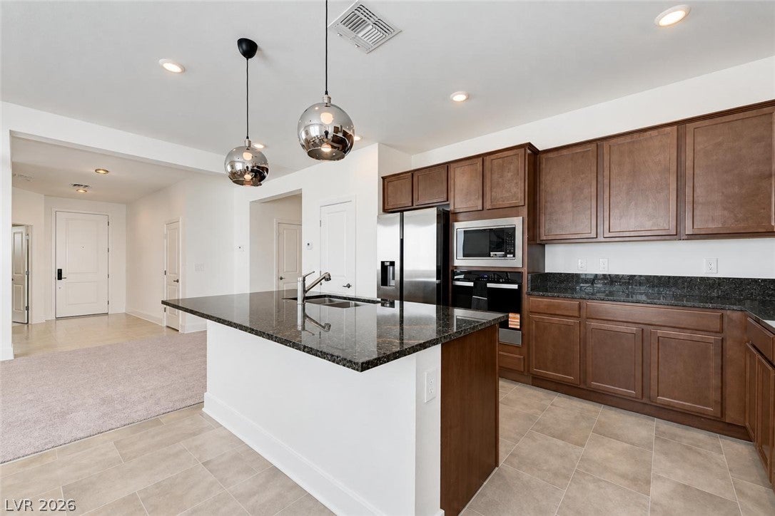 7823 Lacemaker Court