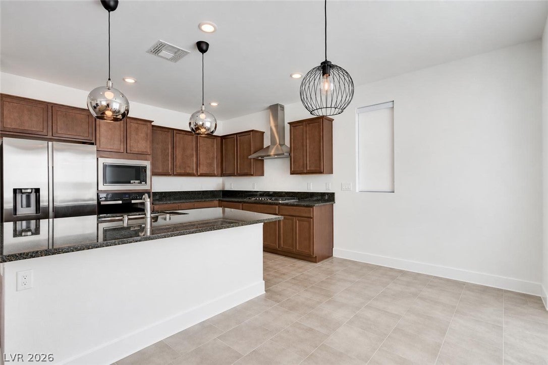 7823 Lacemaker Court