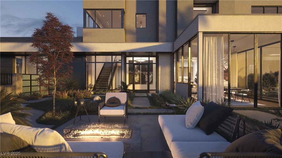 521 Overlook Rim Drive