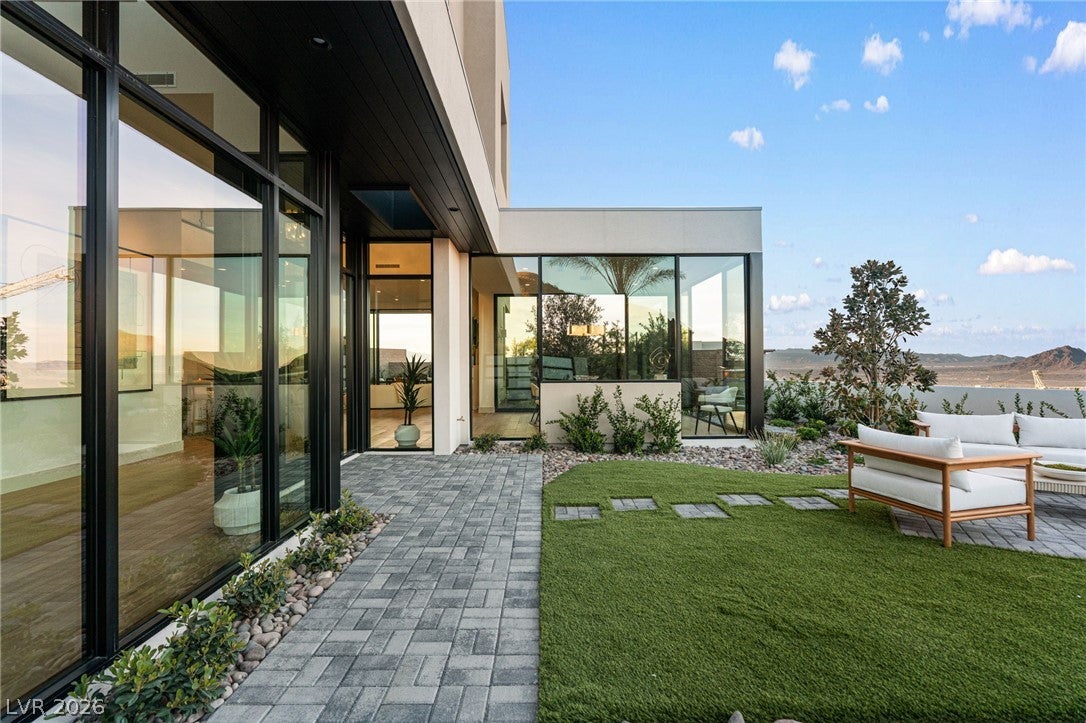 521 Overlook Rim Drive
