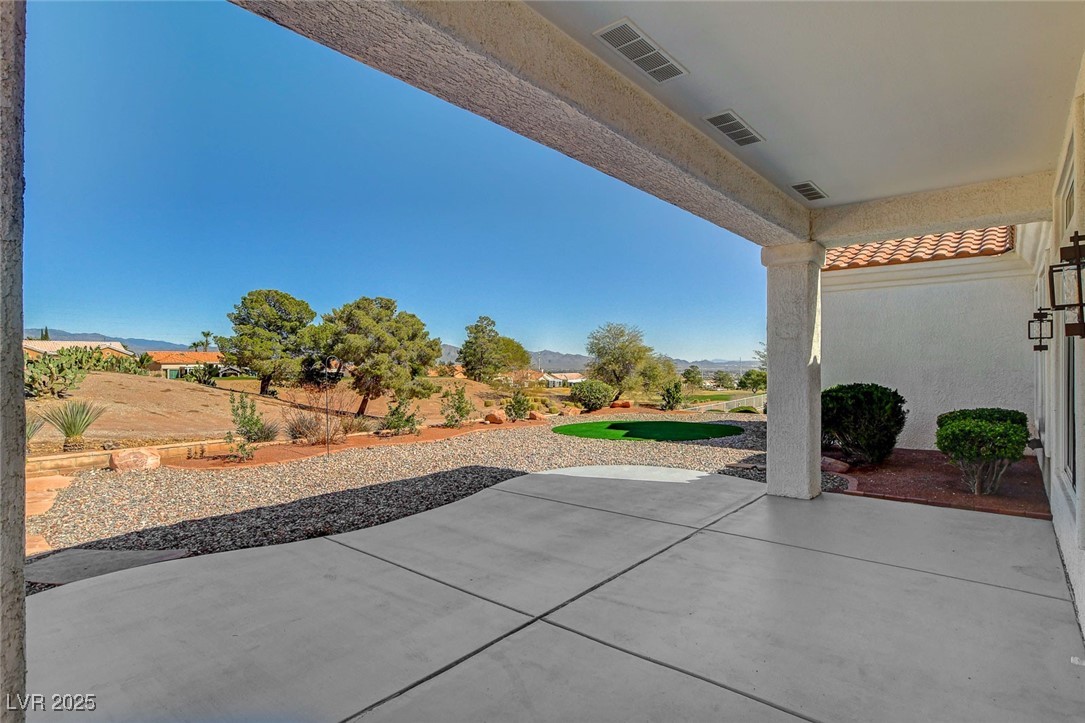 10100 Folsom Drive, Las Vegas, Nevada image 43