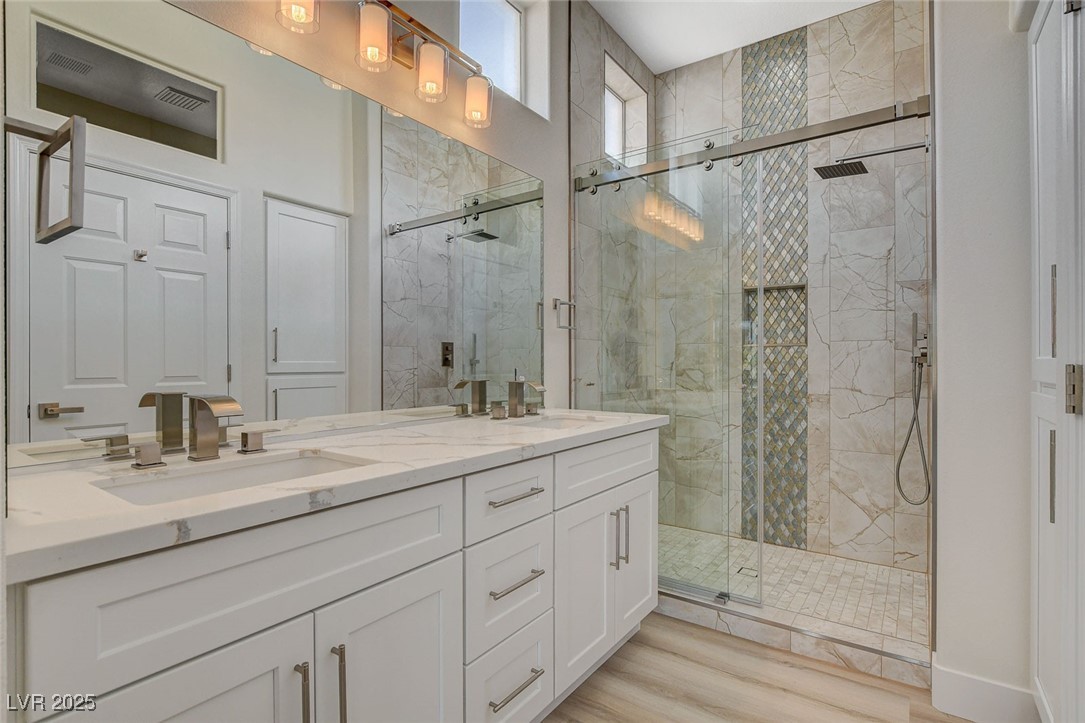 10100 Folsom Drive, Las Vegas, Nevada image 32