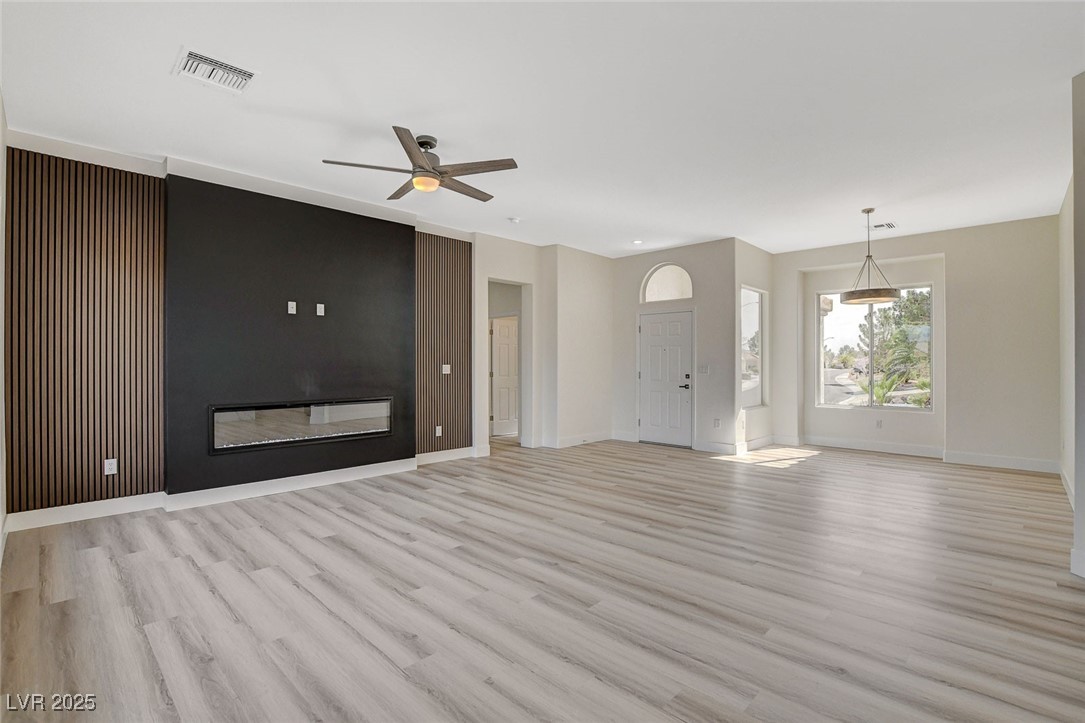 10100 Folsom Drive, Las Vegas, Nevada image 5