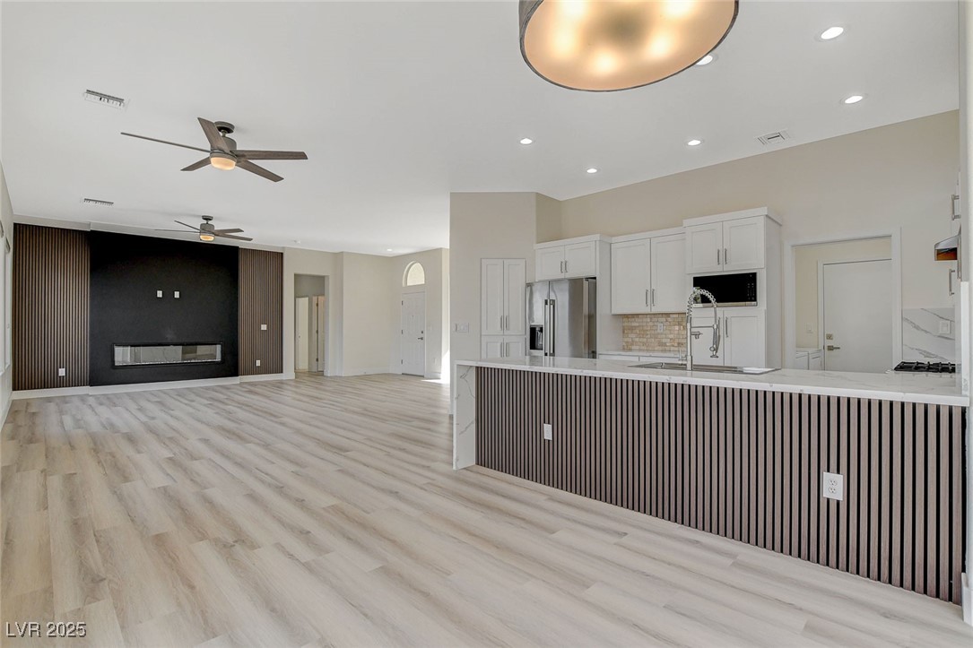 10100 Folsom Drive, Las Vegas, Nevada image 17