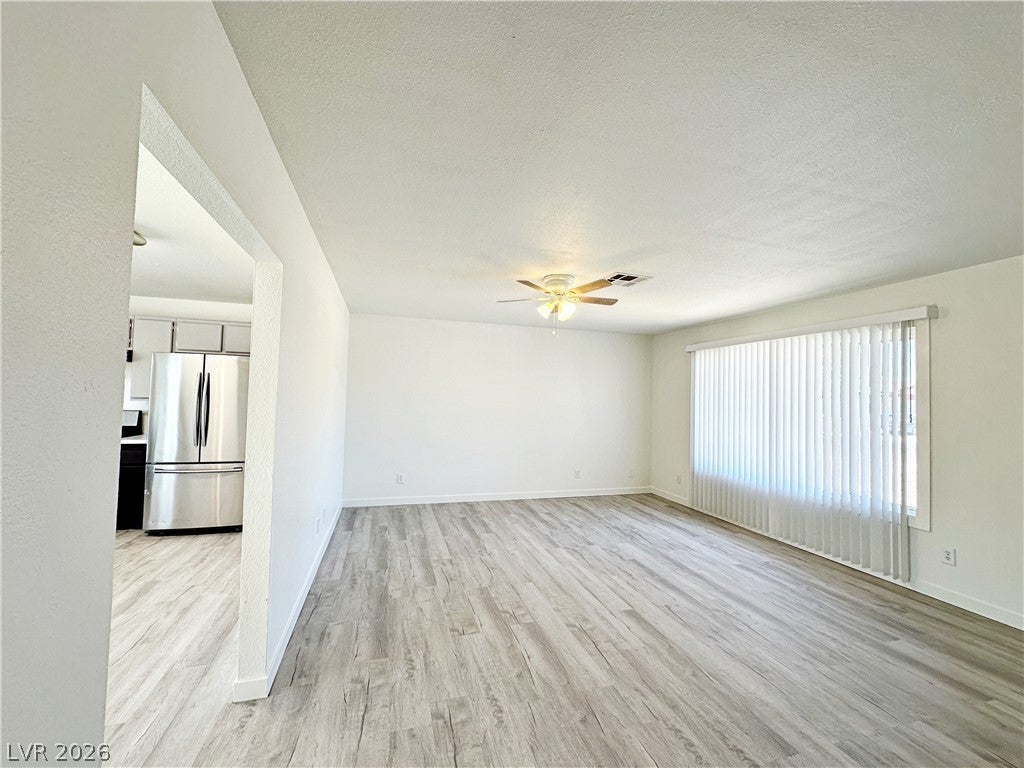 2501 Oak Glen Way