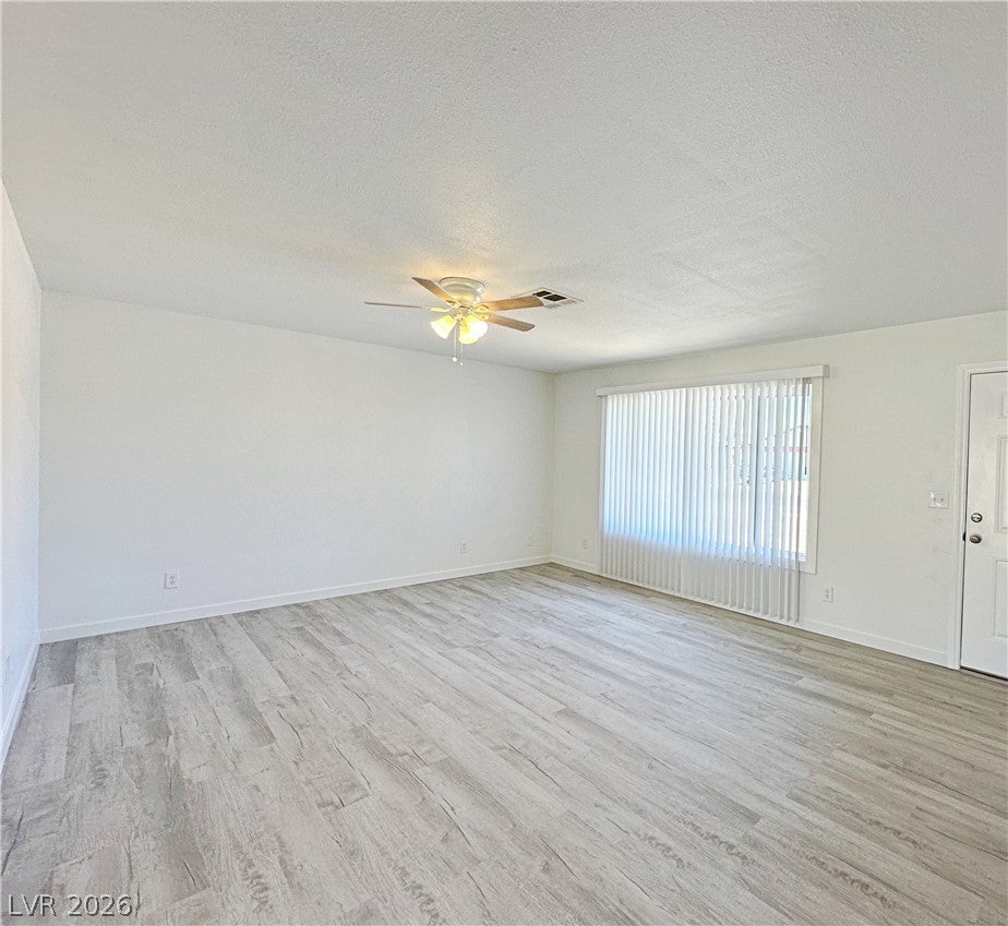 2501 Oak Glen Way
