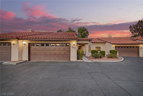 Townhouse For Sale - 3127 La Mancha Way<br/> Henderson, NV 89014