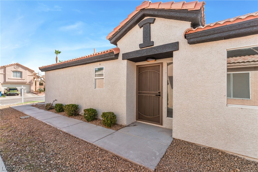 3925 Canyon Meadows Court