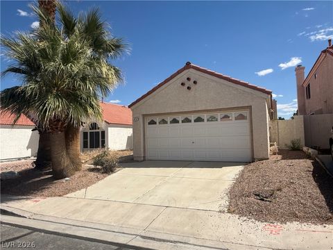 Homes For Sale - 9713 Peacock Hill Circle<br/> Las Vegas, NV 89117