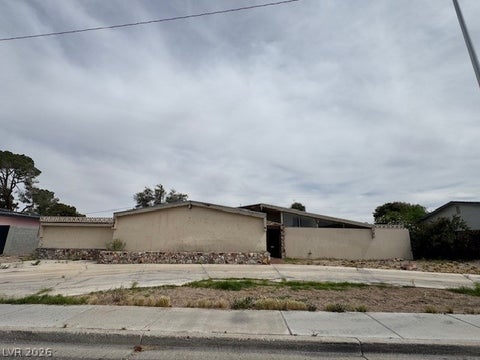 Homes For Sale - 3530 Spencer Street<br/> Las Vegas, NV 89169