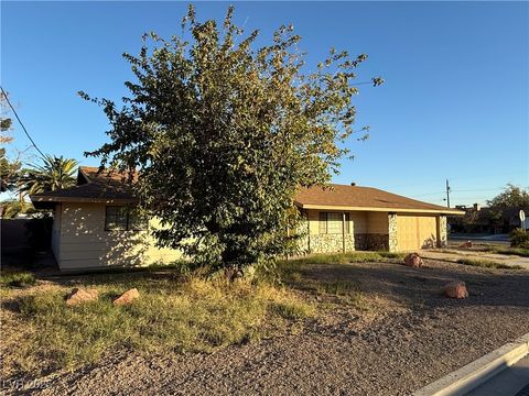 2090 Lucerne Street Las Vegas NV 89104