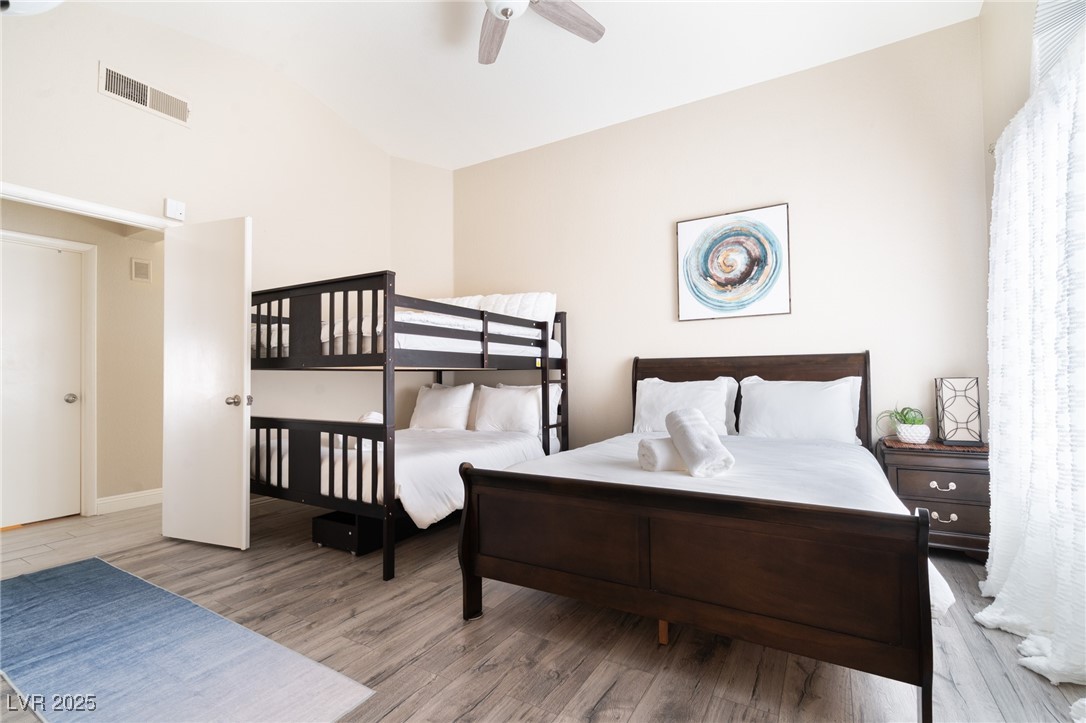 Las Vegas, Nevada 89119, United States, 2 Bedrooms Bedrooms, ,2 BathroomsBathrooms,Residential,Active,169423