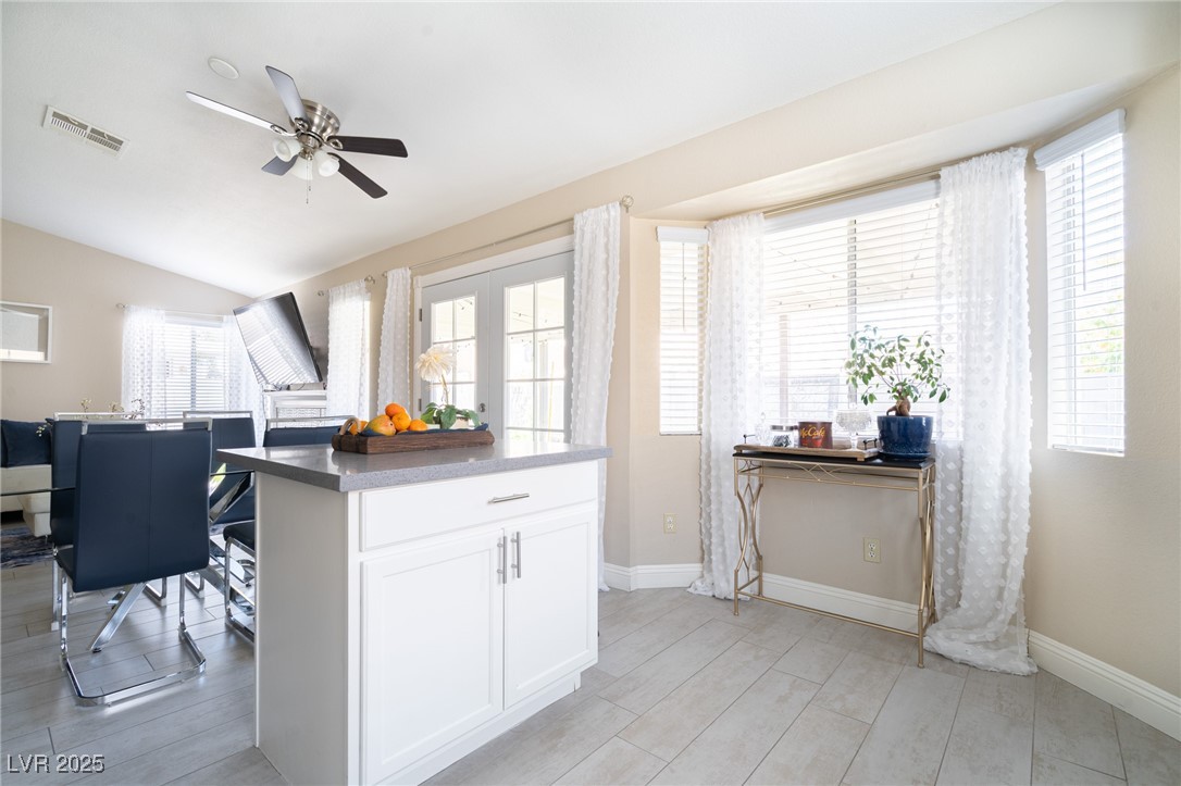 Las Vegas, Nevada 89119, United States, 2 Bedrooms Bedrooms, ,2 BathroomsBathrooms,Residential,Active,169423